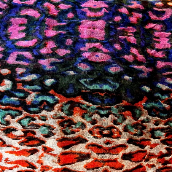 Scarf 🧣 - Picture 2 of 2